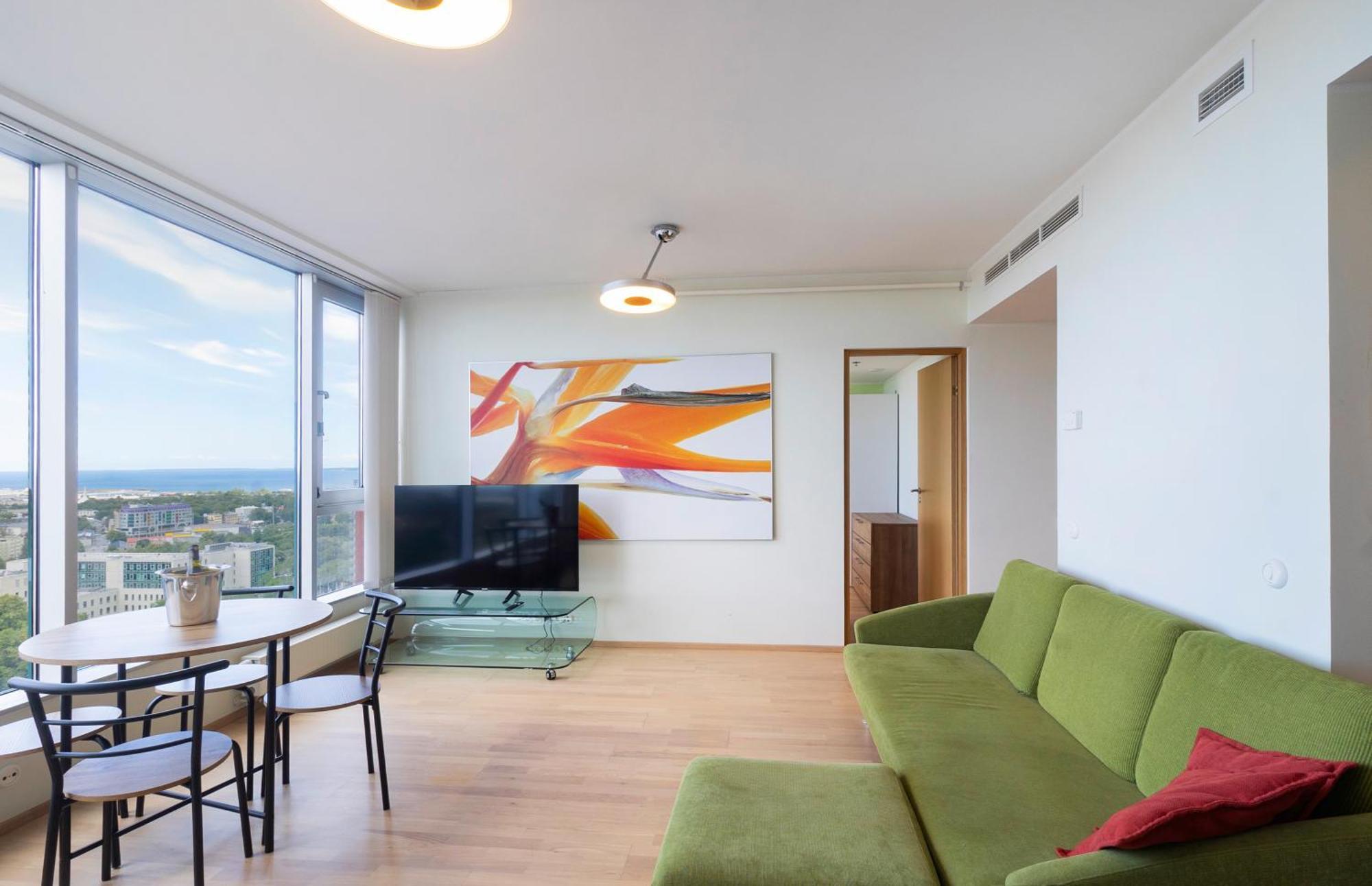 Revalia Fahle Airport Bus-station With Views Huoneisto Tallinna